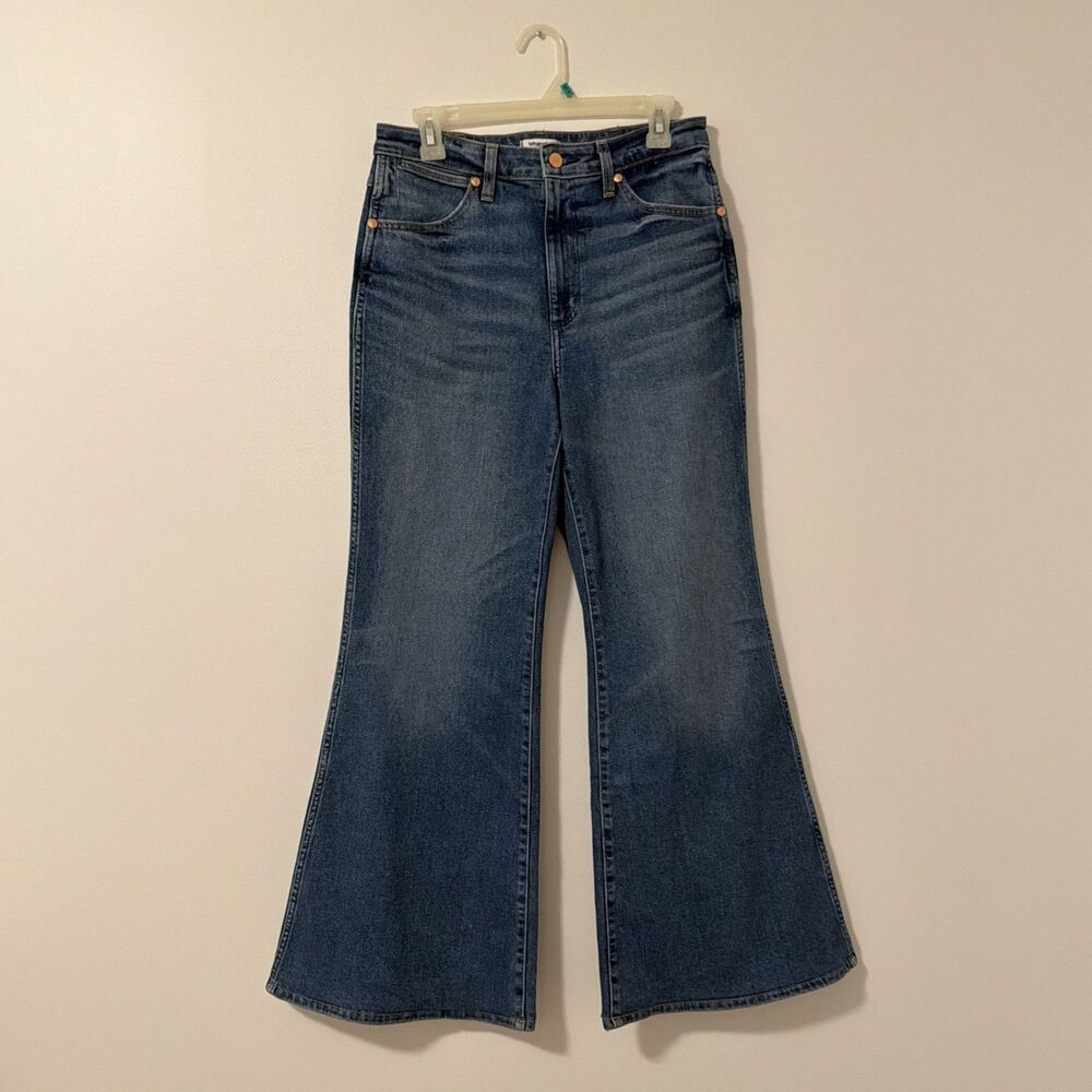 Wrangler Wanderer High Rise Flare Jeans Medium Blue 622 - Womens 28 X 32 - Picture 2 of 15